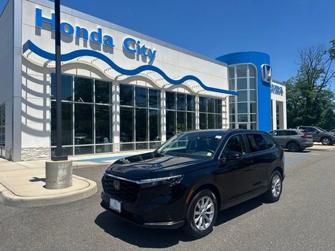Used 2023 Honda CR-V EX image 2