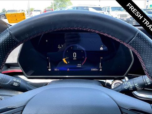 Used 2025 Chevrolet Trax RS w/ Driver Confidence Package FWD image 15