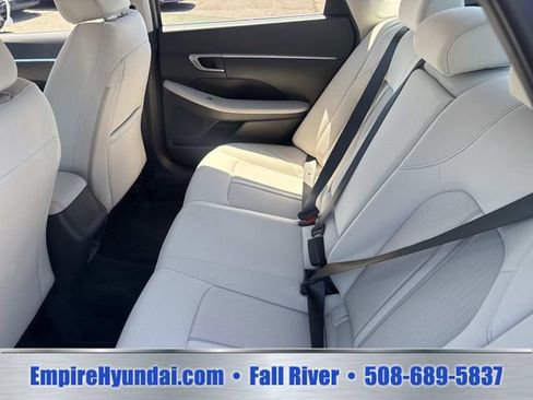 Certified 2023 Hyundai Sonata SEL w/ Cargo Package FWD image 13