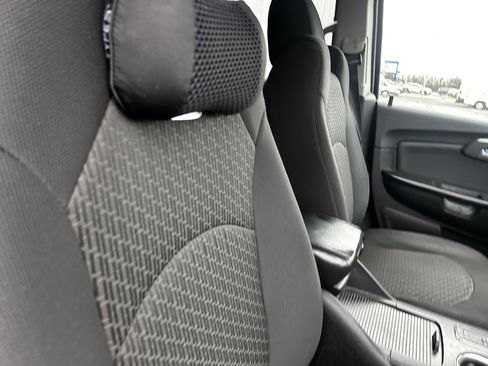 Used 2012 Chevrolet Traverse LT image 13