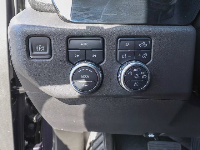 Used 2023 GMC Sierra 1500 SLT w/ SLT Premium Plus Package AWD/4WD image 21