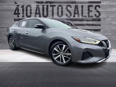 Used 2019 Nissan Maxima 3.5 SV w/ Floor Mat Group