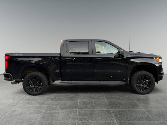 Used 2025 Chevrolet Silverado 1500 RST w/ Dark Appearance Package AWD/4WD image 6
