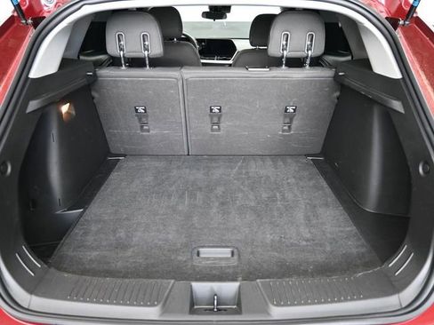 Used 2024 Chevrolet Trax LS w/ LS Convenience Package image 39