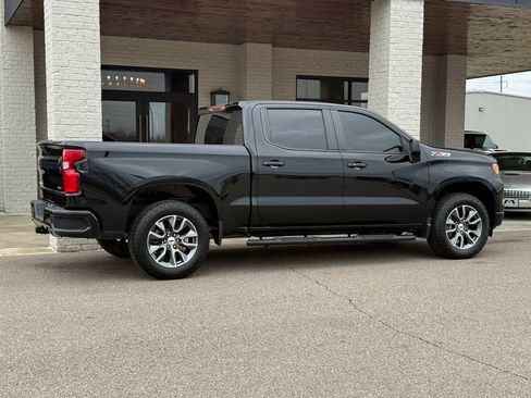 Used 2024 Chevrolet Silverado 1500 RST w/ Z71 Off-Road Package AWD/4WD image 5