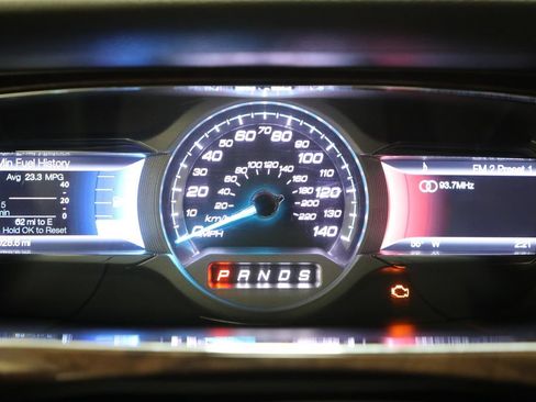 Used 2013 Ford Taurus Limited AWD/4WD image 4