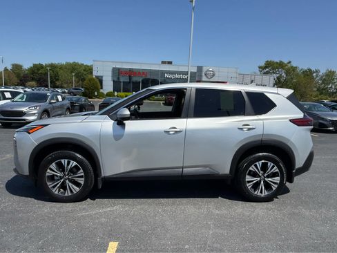 Used 2023 Nissan Rogue SV AWD/4WD image 4