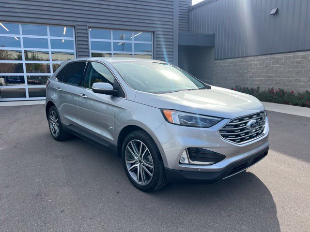 Used 2024 Ford Edge Titanium w/ Equipment Group 301A AWD/4WD image 3