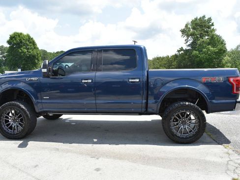 Used 2016 Ford F150 Lariat w/ Equipment Group 502A Luxury AWD/4WD image 9