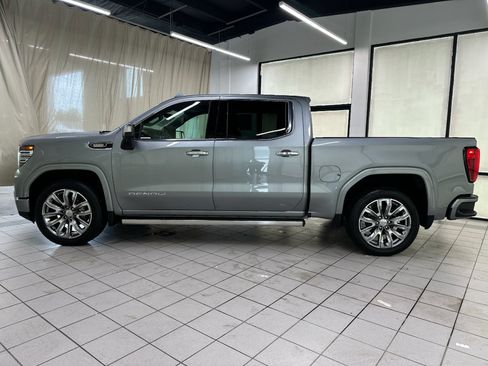 Certified 2026 GMC Sierra 1500 Denali w/ Denali Reserve Package AWD/4WD image 9