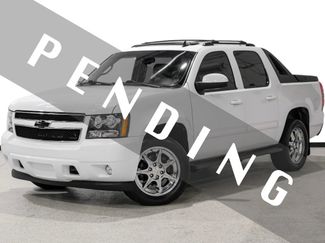 Used 2011 Chevrolet Avalanche LT image 1