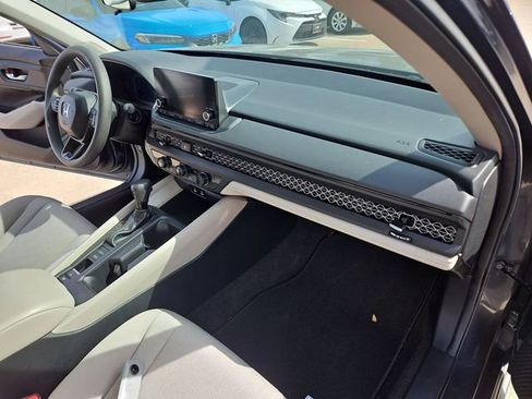 Used 2024 Honda Accord EX image 24