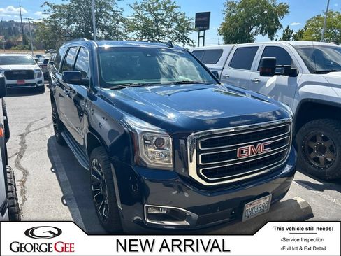 Used 2017 GMC Yukon SLT w/ Open Road Package AWD/4WD image 1