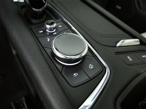 Used 2022 Cadillac XT6 Sport image 20