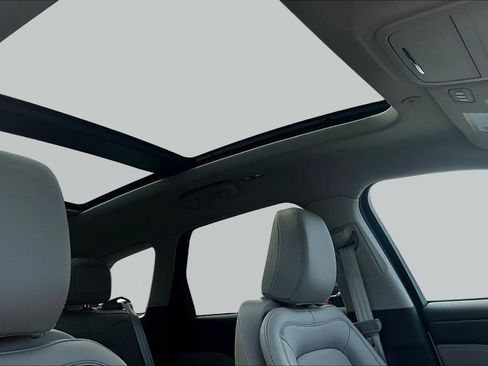 Used 2024 Lincoln Corsair Grand Touring w/ Equipment Group 301A image 29