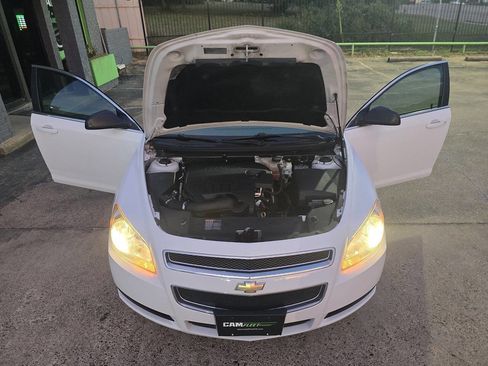 Used 2011 Chevrolet Malibu LS image 59