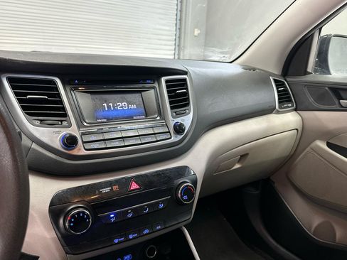 Used 2017 Hyundai Tucson Eco w/ Cargo Package FWD image 18