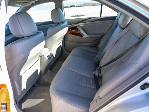 Used 2008 Toyota Camry XLE image 18