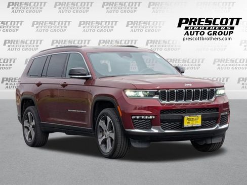 Used 2024 Jeep Grand Cherokee L Limited AWD/4WD image 1
