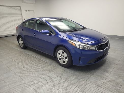 Used 2018 Kia Forte LX image 11