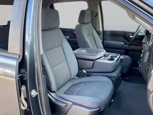 Used 2020 Chevrolet Silverado 2500 Custom w/ Custom Convenience Package AWD/4WD image 10