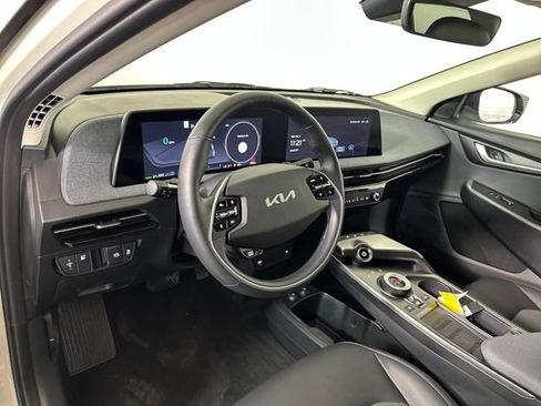 Used 2024 Kia EV6 Light image 13