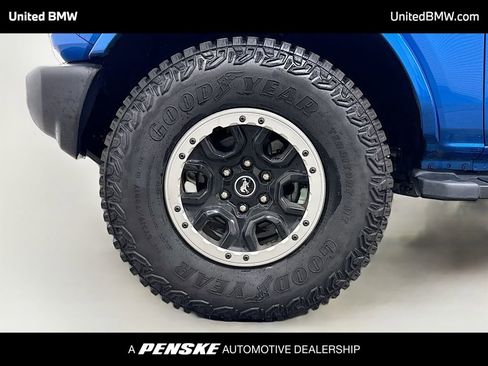 Used 2023 Ford Bronco Outer Banks w/ Sasquatch Package AWD/4WD image 2