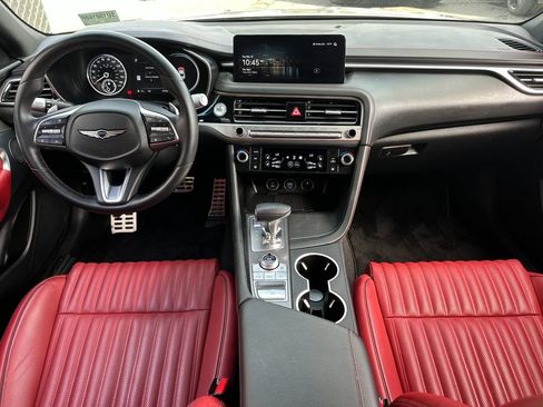 Used 2025 Genesis G70 2.5T w/ Sport Prestige Package image 13