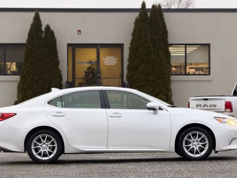 Used 2015 Lexus ES 350 image 9