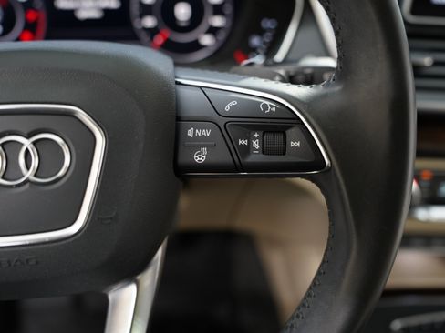 Used 2018 Audi Q5 2.0T Premium Plus w/ Premium Plus Package image 16