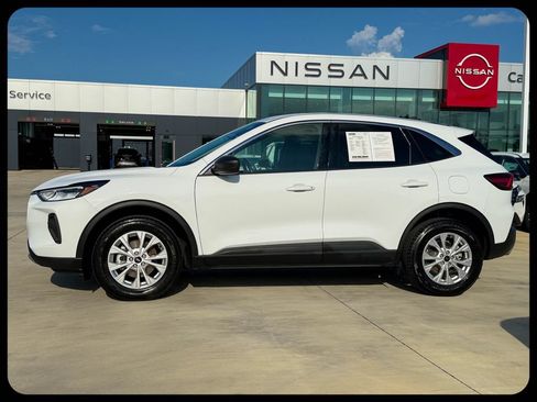 Used 2024 Ford Escape Active AWD/4WD image 5