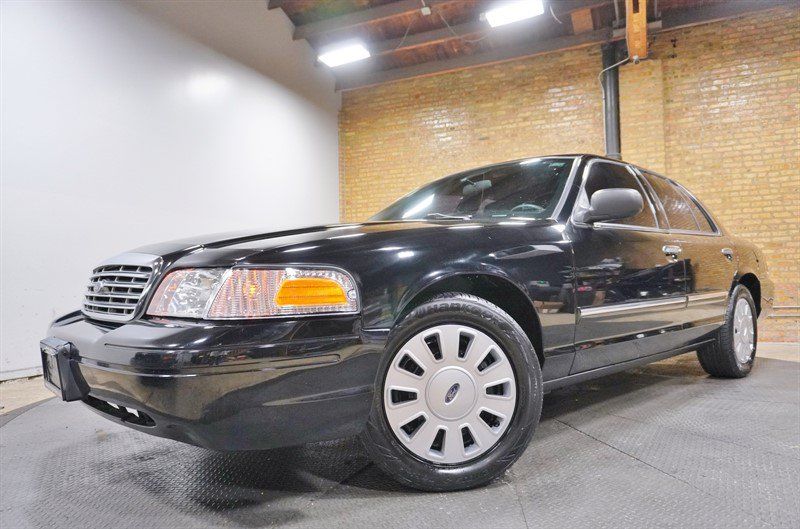 Used 2010 Ford Crown Victoria Police Interceptor RWD image 1