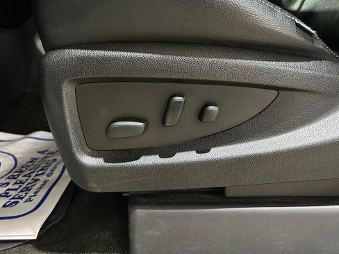 Used 2017 Chevrolet Tahoe LS AWD/4WD image 16