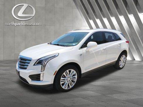 Used 2019 Cadillac XT5 Premium Luxury AWD/4WD image 3