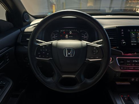 Certified 2023 Honda Passport EX-L image 18