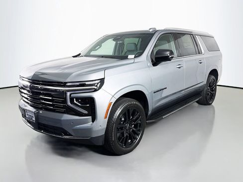 New 2025 Chevrolet Suburban Premier image 3