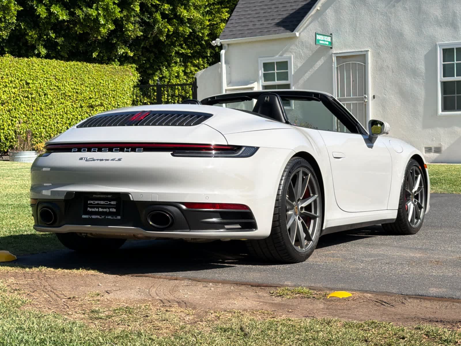 Certified 2020 Porsche 911 Carrera 4S AWD/4WD image 8