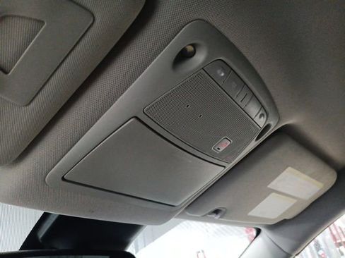 Used 2020 Nissan Rogue SL image 26