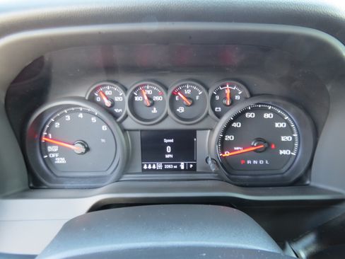Used 2025 Chevrolet Silverado 1500 Custom w/ Turbomax Blackout Package AWD/4WD image 24