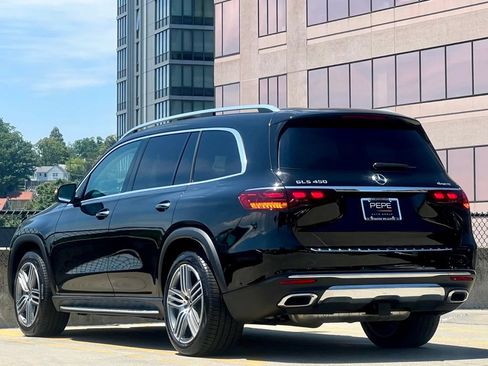 Certified 2026 Mercedes-Benz GLS 450 4MATIC image 5