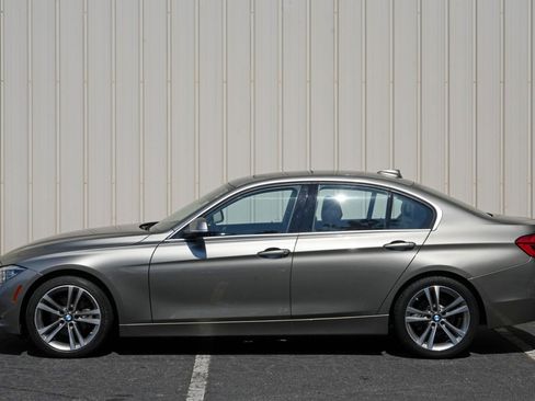 Used 2018 BMW 330i Sedan w/ Premium Package RWD image 49
