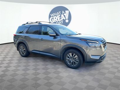 Certified 2022 Nissan Pathfinder SV
