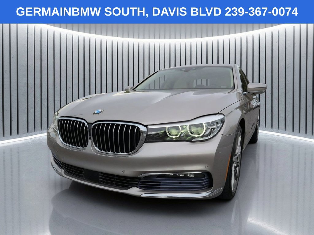 Used 2017 BMW 740i RWD image 9