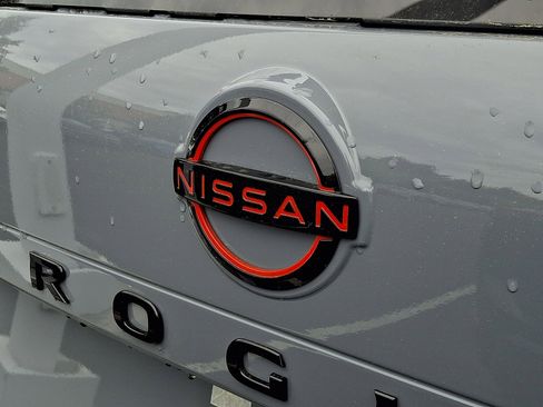 New 2026 Nissan Rogue SV AWD/4WD image 6
