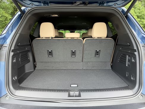 New 2025 Buick Enclave Preferred w/ Power Package image 38