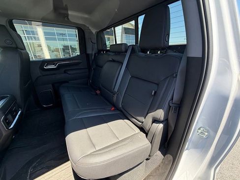 Used 2023 GMC Sierra 1500 SLT w/ SLT Premium Package AWD/4WD image 12
