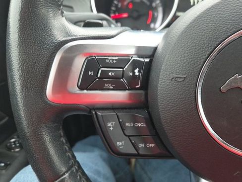 Used 2019 Ford Mustang Coupe image 31