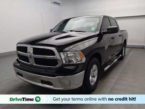 Used 2022 RAM 1500 Classic SLT image 1