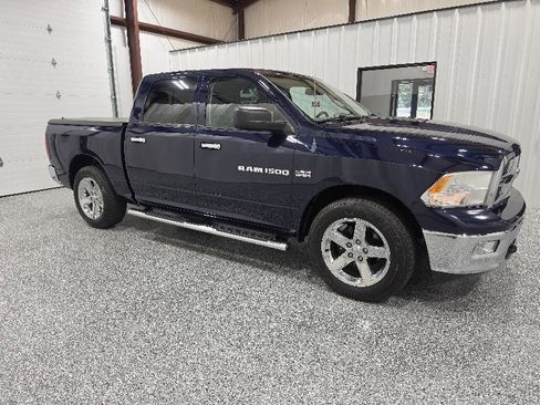Used 2012 RAM 1500 Big Horn w/ Remote Start & Security Group image 2