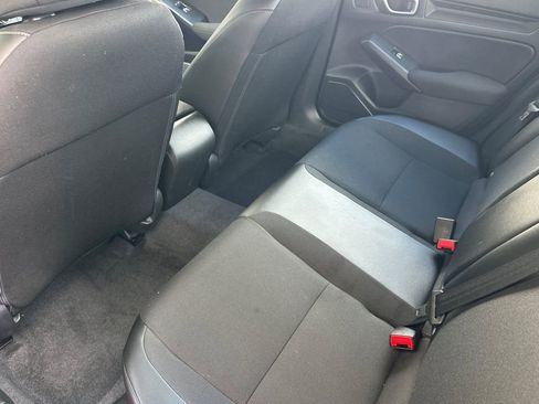 Used 2025 Honda Civic Sport image 12